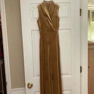 Girls size 8 GB Girls gold velvety romper